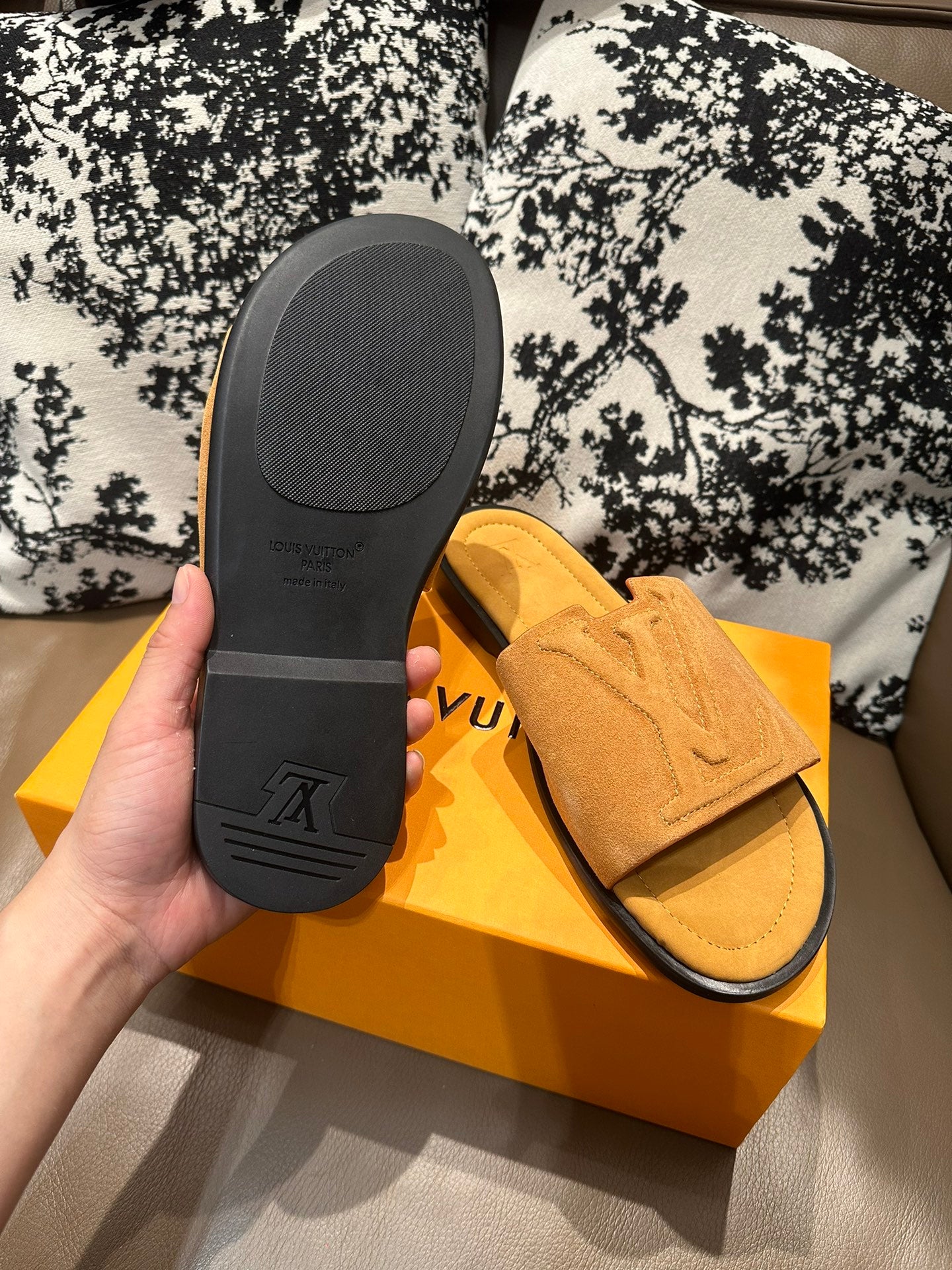 285ZE25Z  Popular leather Shoes