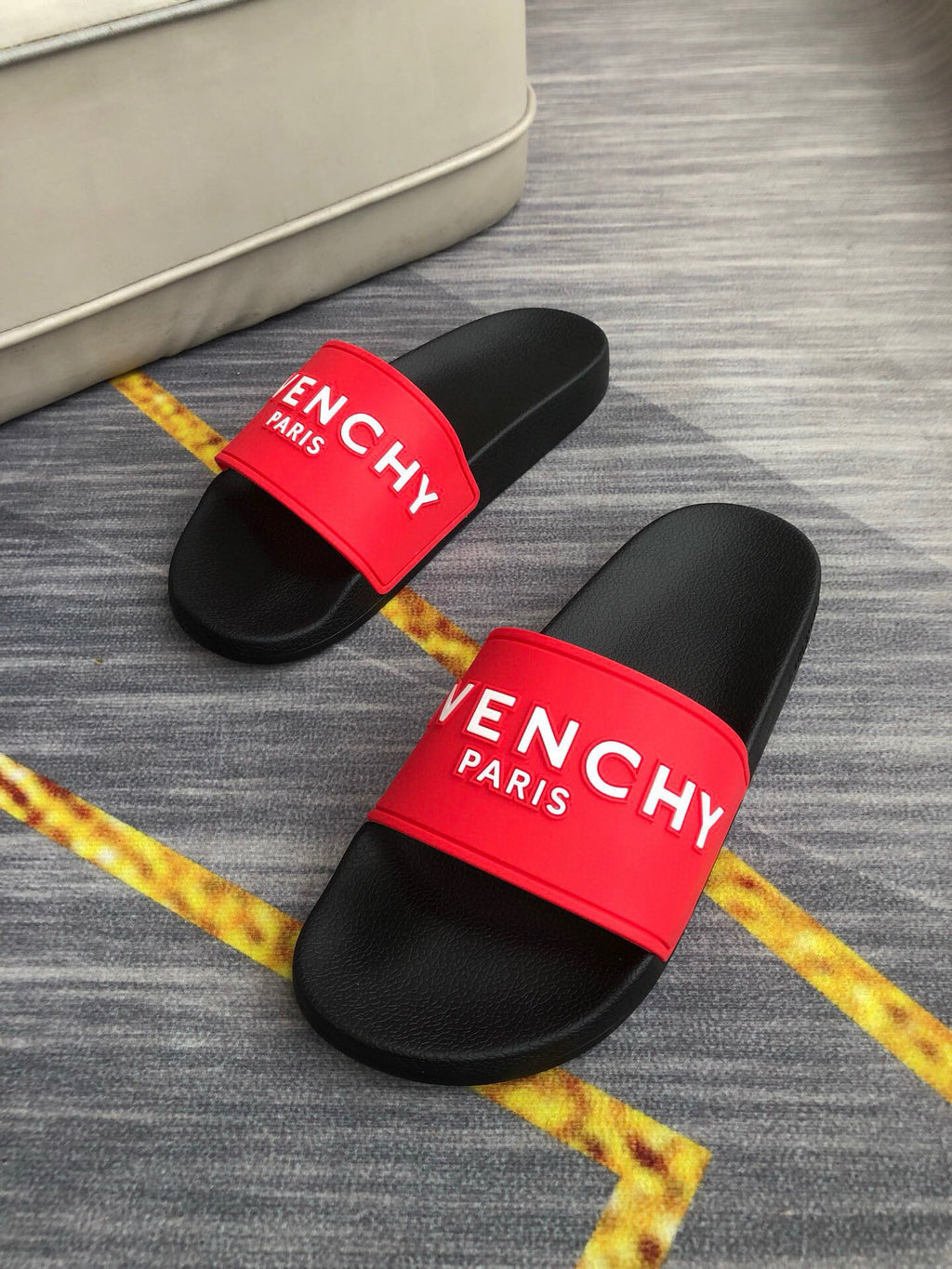 535ZGV265Z Popular Slippers