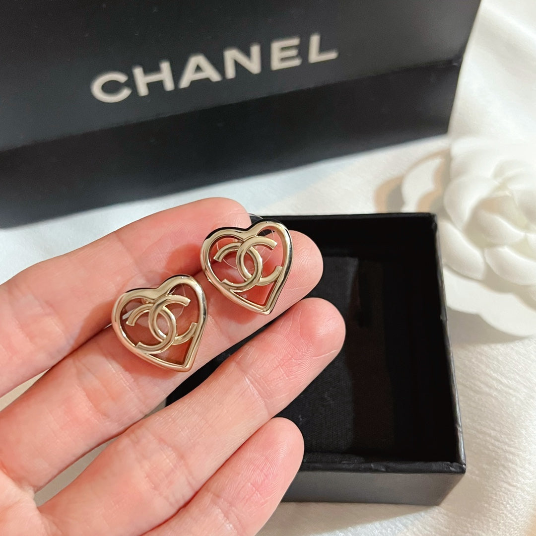 14C218E Popular Earrings