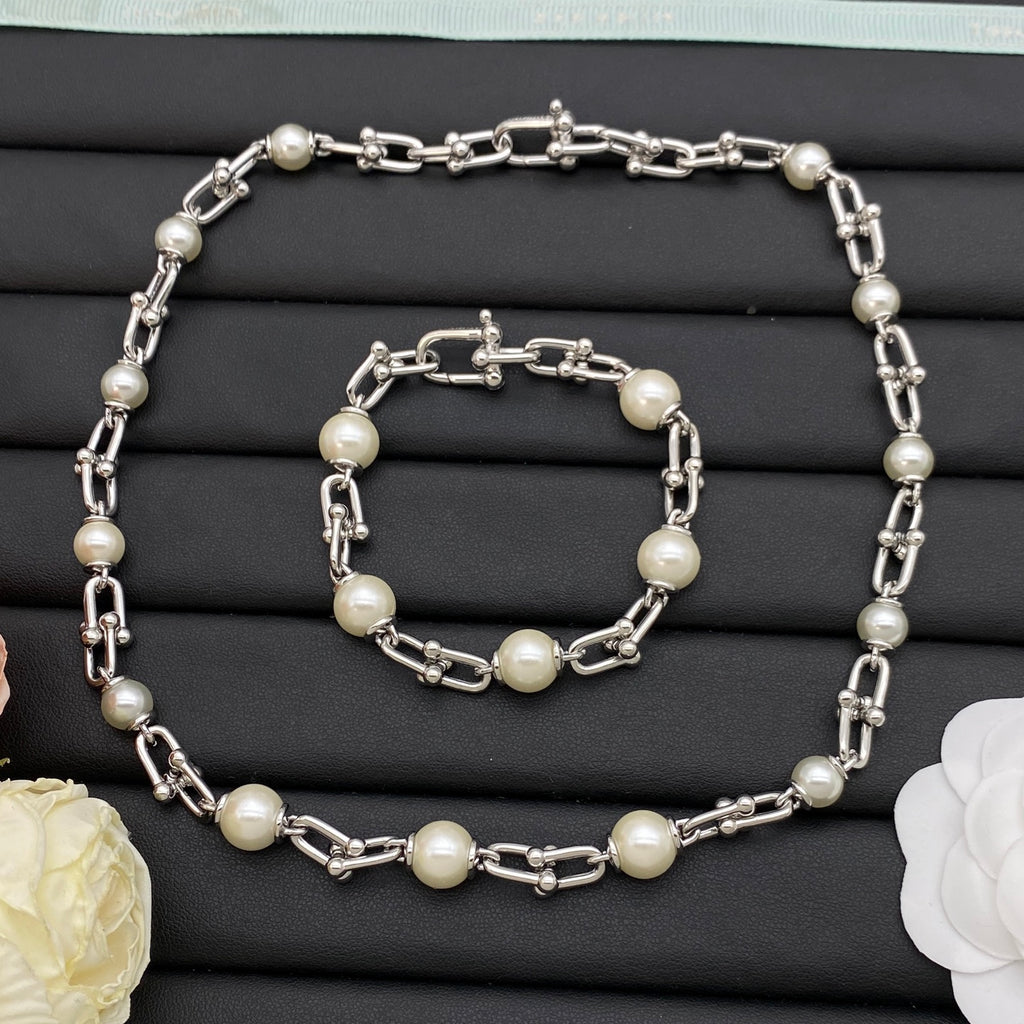 15QT40X Popular Necklace