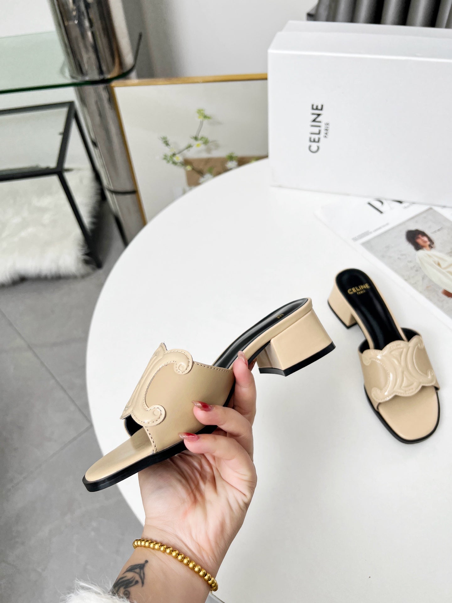255QCL51Z Popular leather shoes