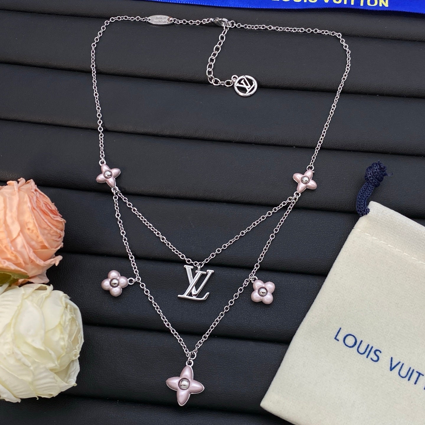 15QE131X Popular Necklace