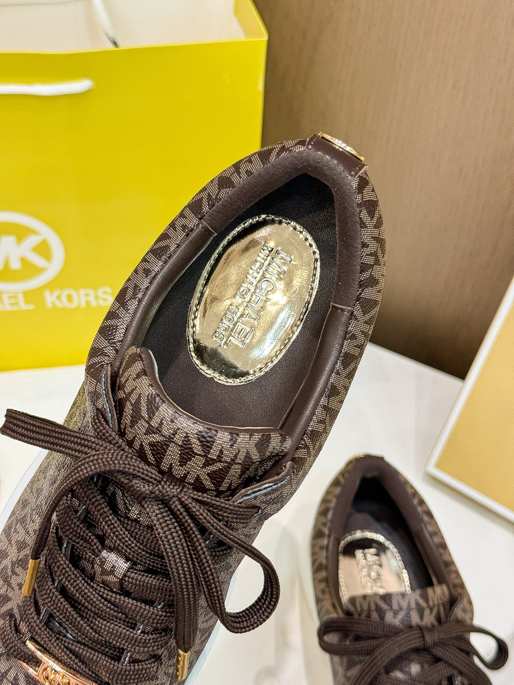 285ZA48Z Popular high-quality shoes