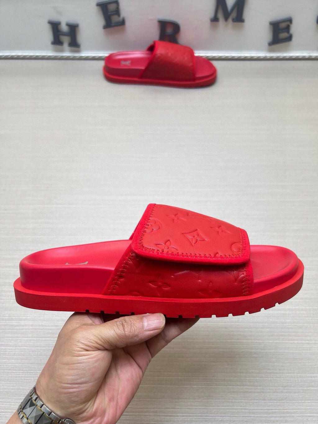 5LE210Z Popular Slippers