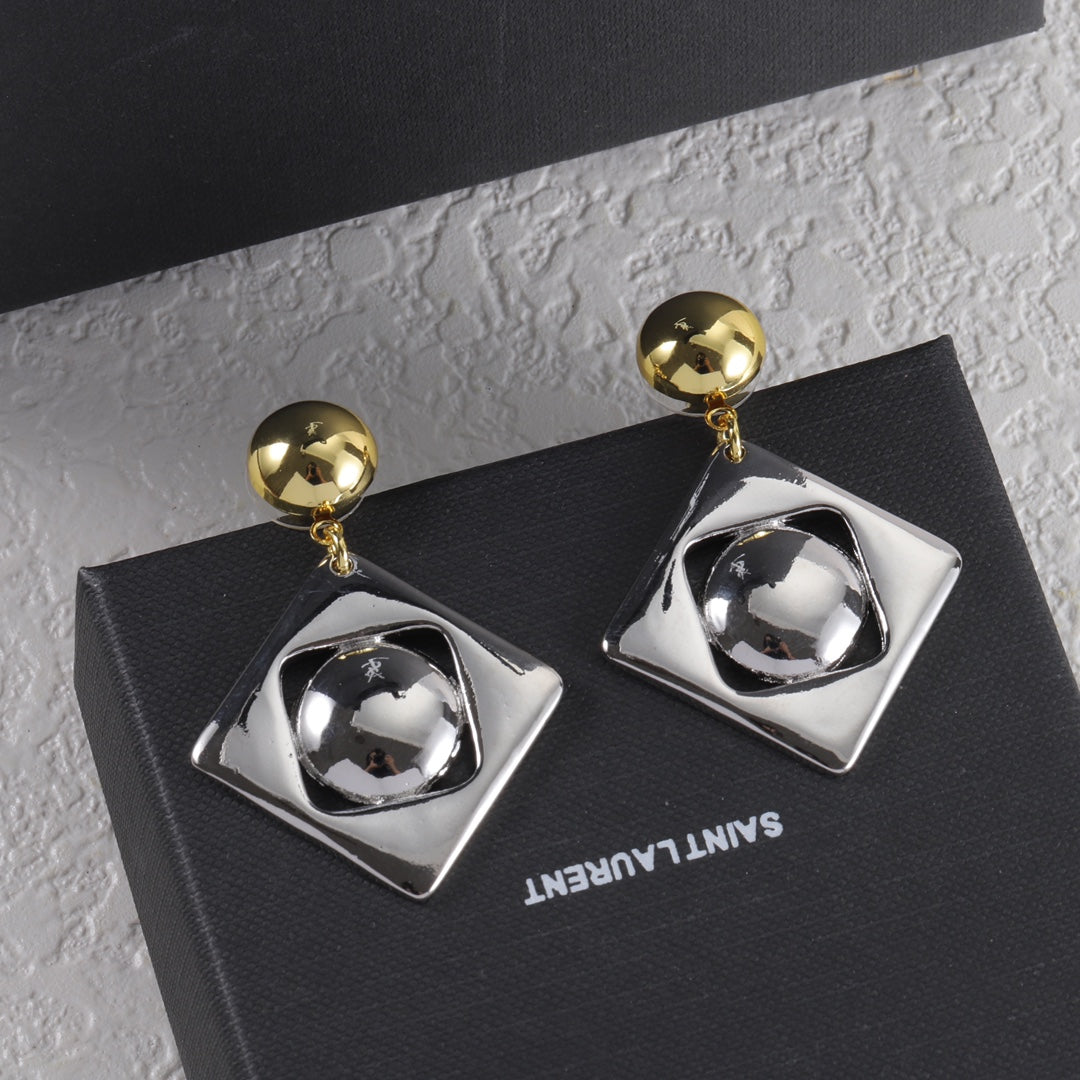14SL832K Popular  Earrings