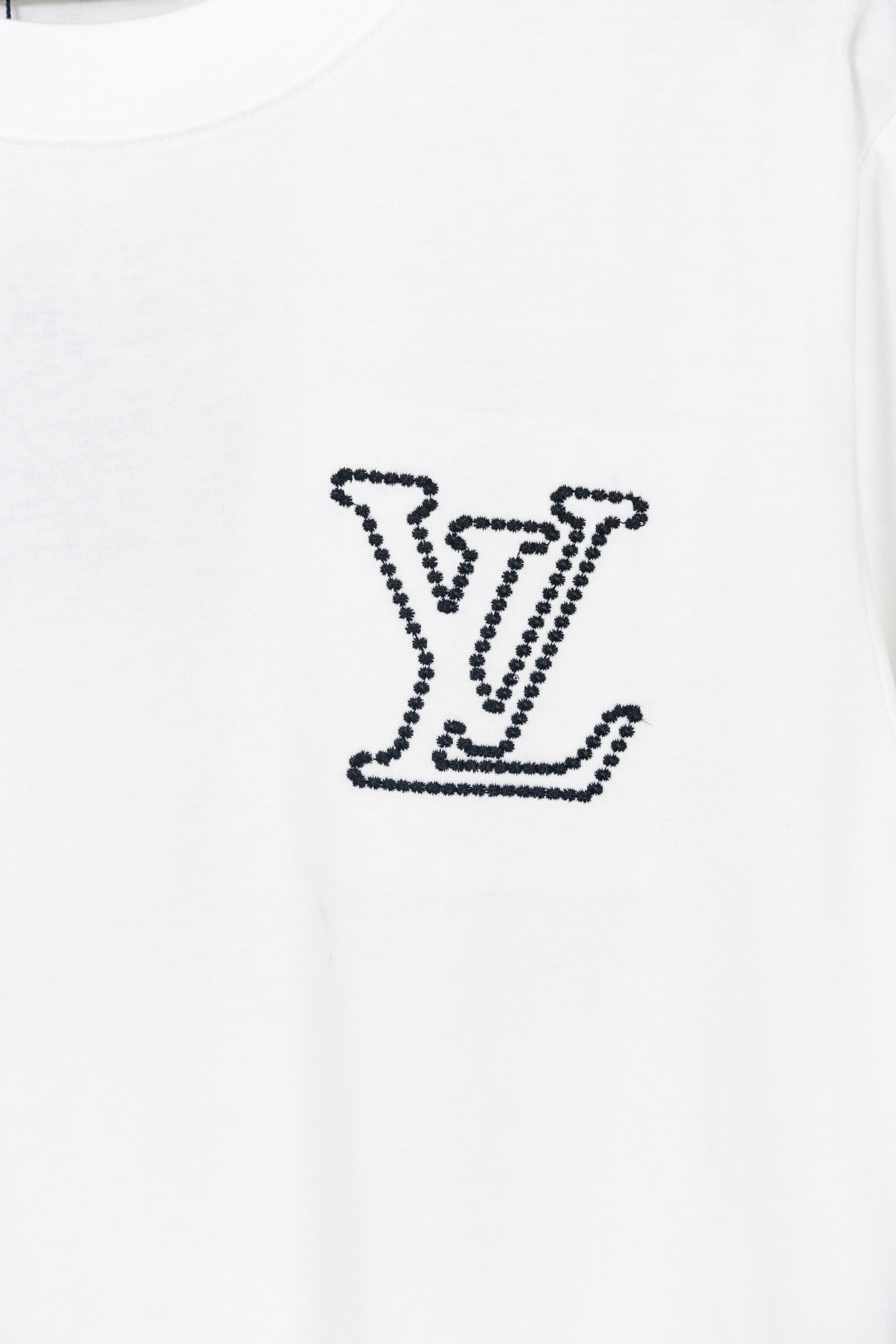 36PE125U Popular T-shirts