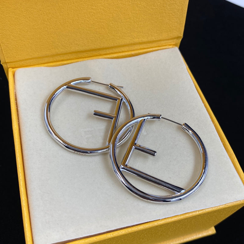 3F108E Popular   Earrings