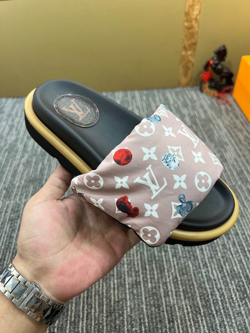 5XF120Z Popular leather quality Slippers