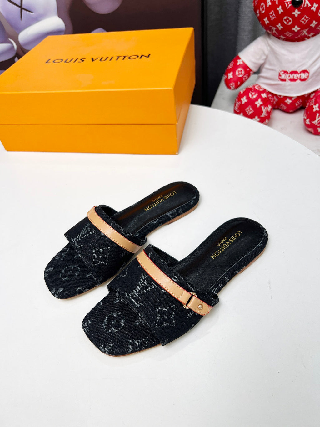 245RE23Z Popular high-quality shoes