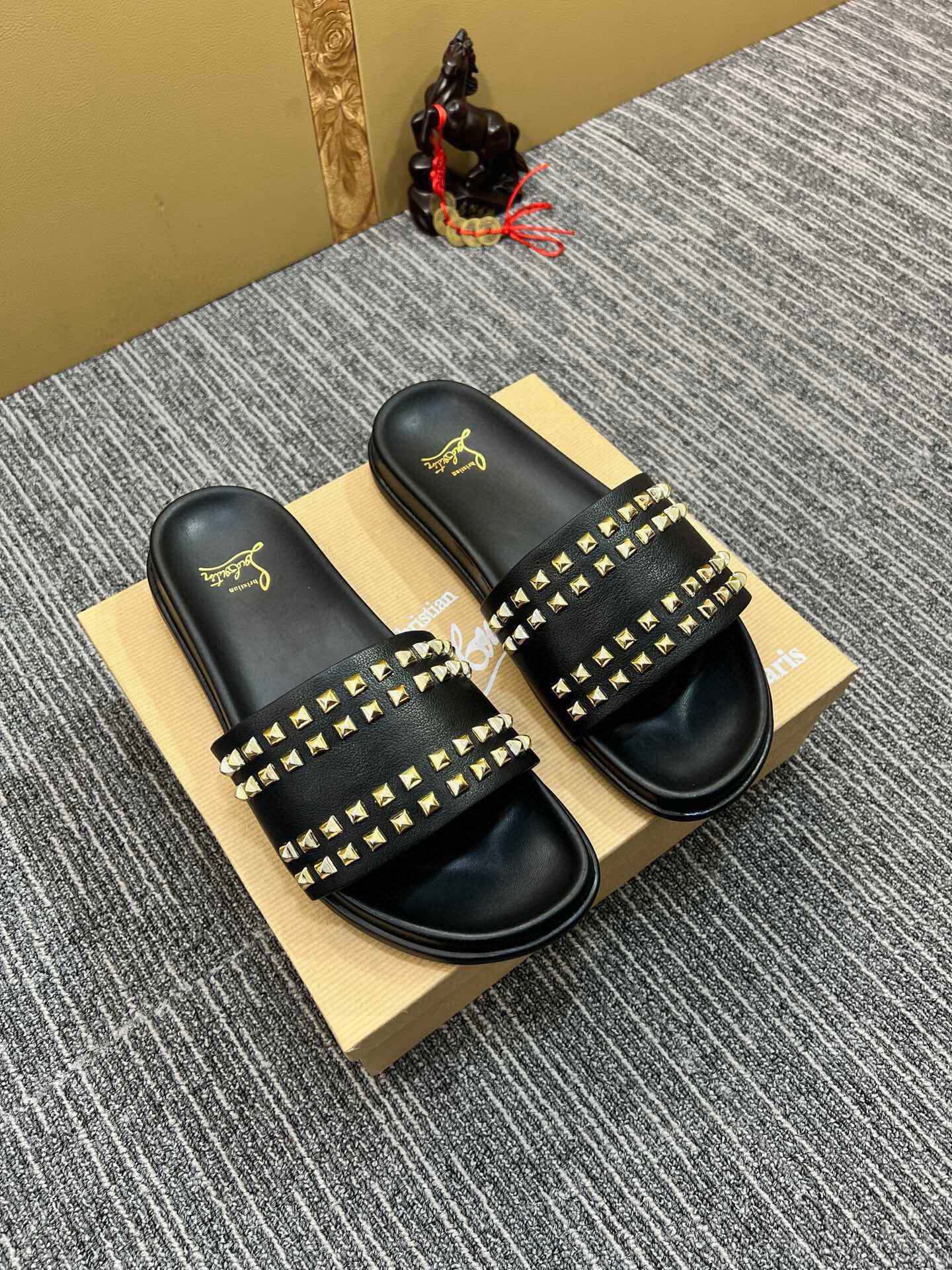 54A126Z Popular slippers