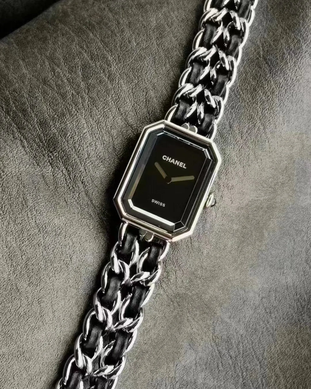 L1R66T1 Popular watches