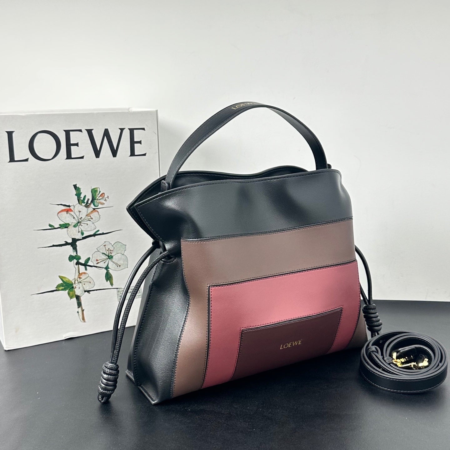 146RA13B Popular leather bag