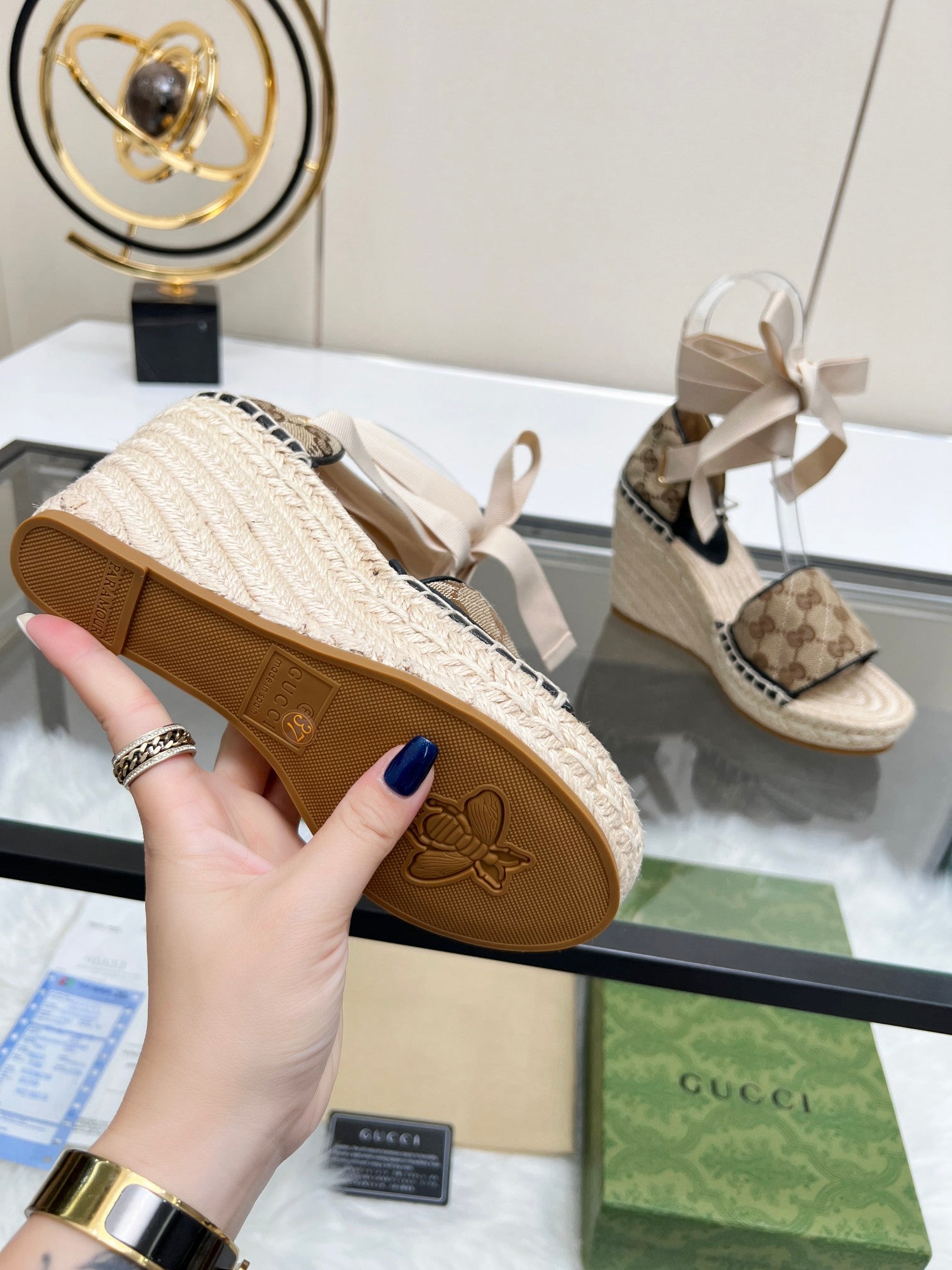 Z2X66B37 Popular High heels