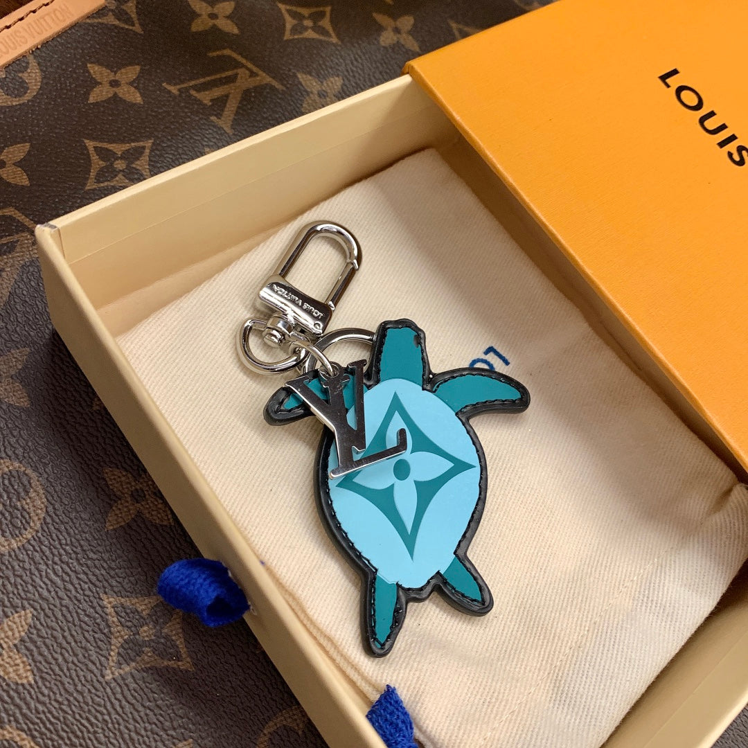 35QE13A Popular bag 's charms accessories