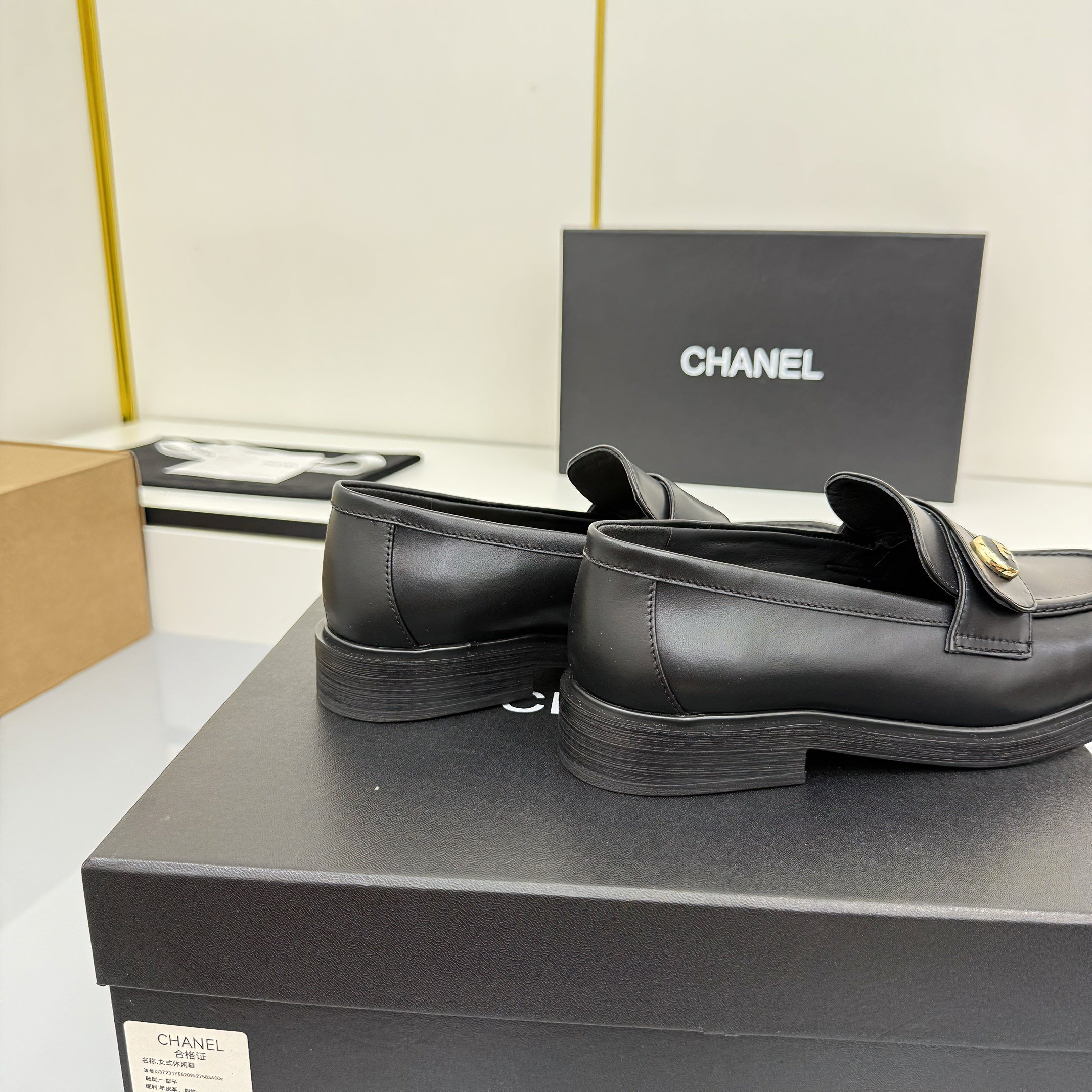 2105QC390Z Popular high-quality leather Shoes