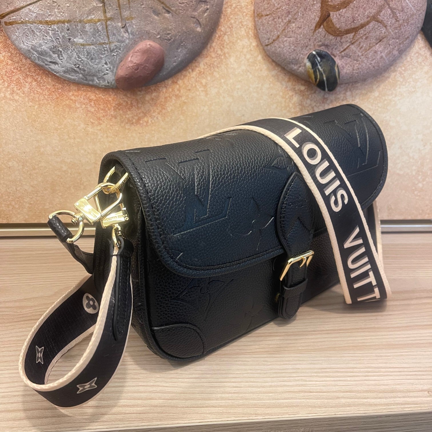 2XE028B Popular leather bag 