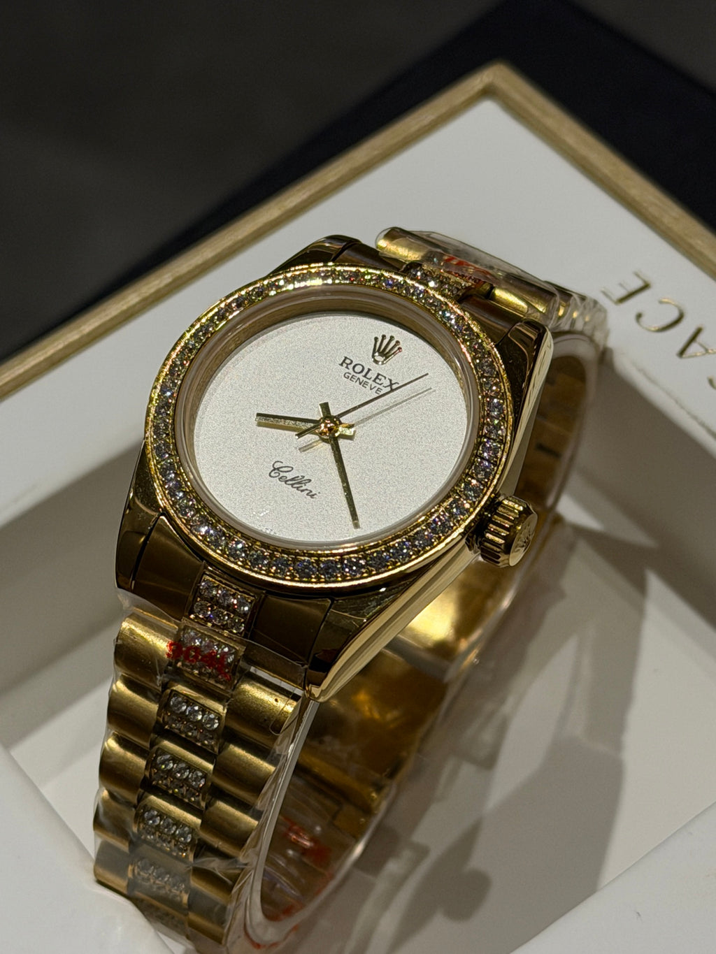 136RL25L Popular Watches