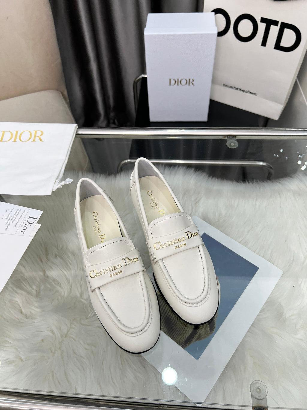 2105QD301Z Popular high-quality leather Shoes