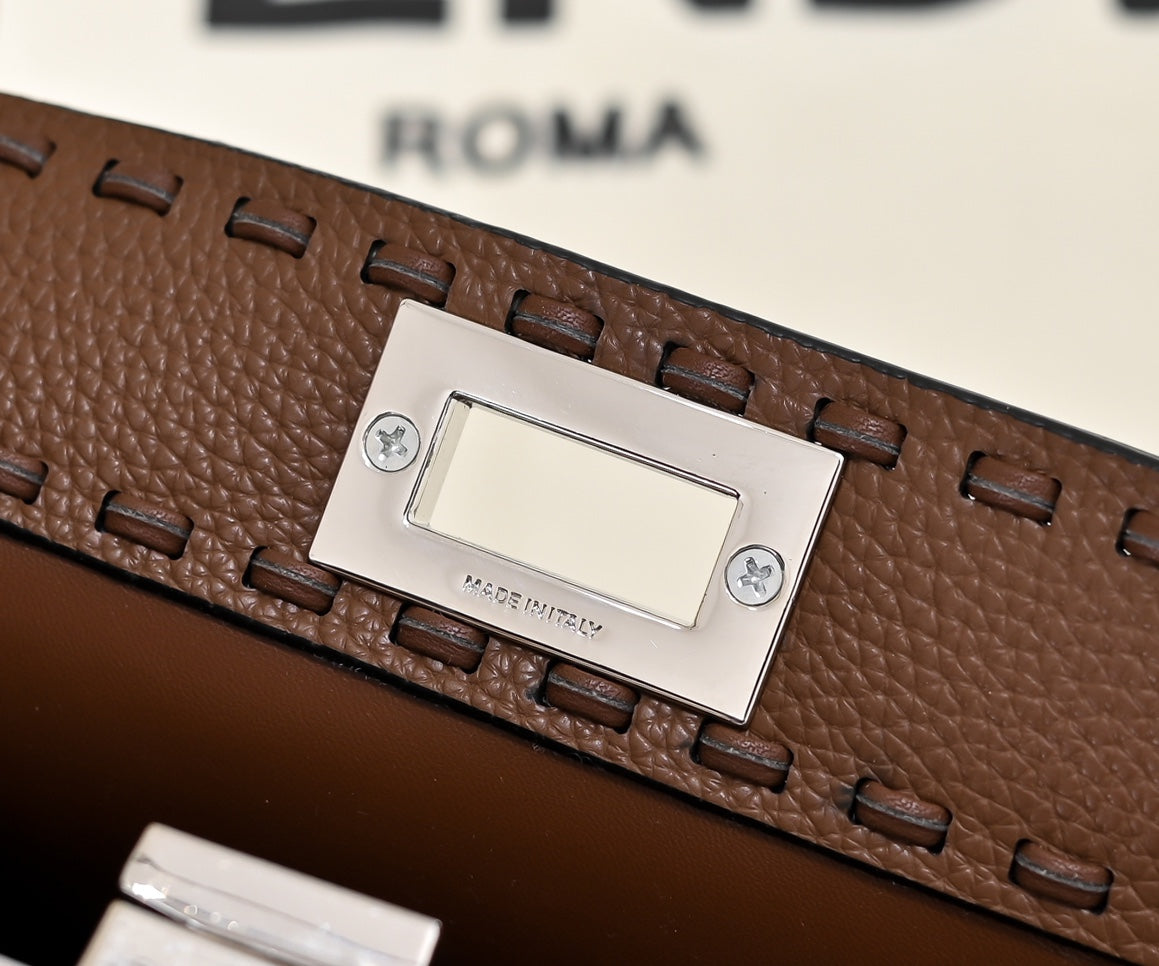 15RF136B Popular leather bag