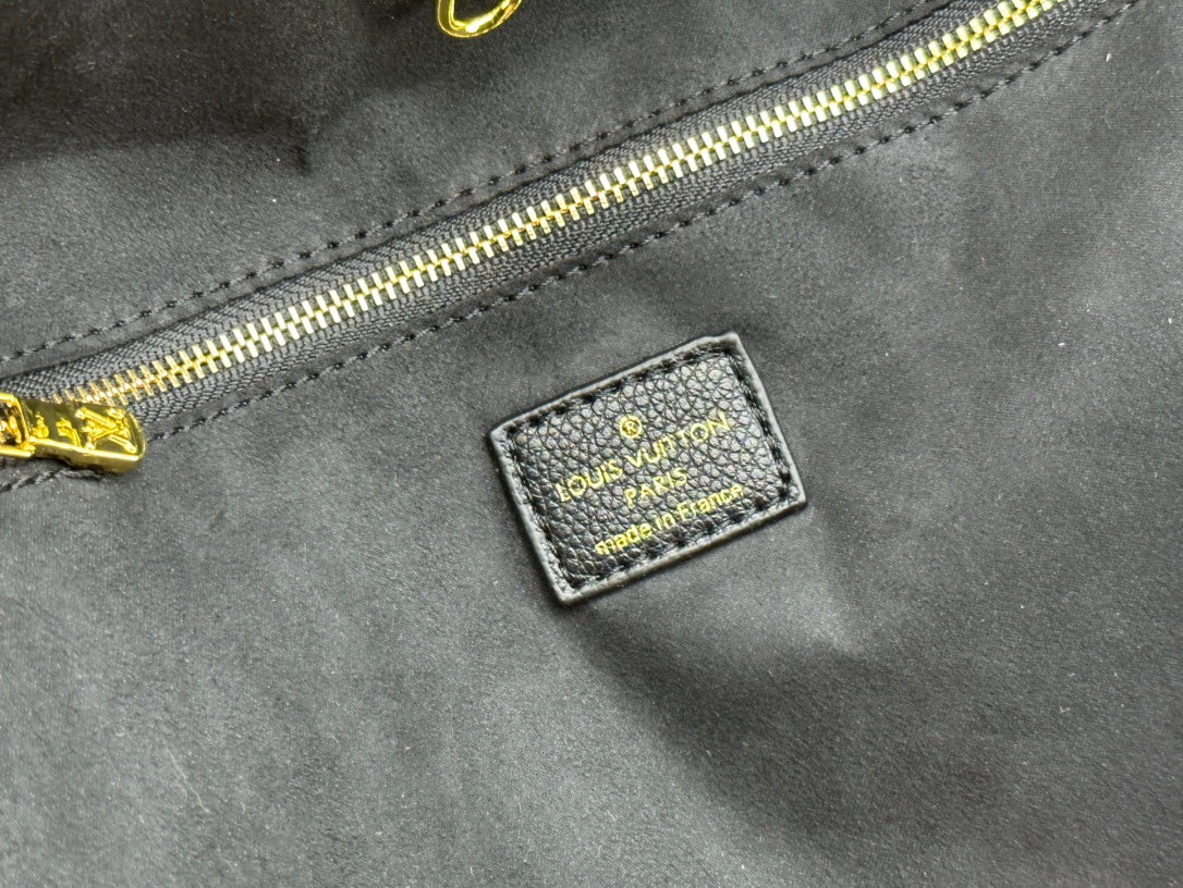 146PE91B Popular leather bag