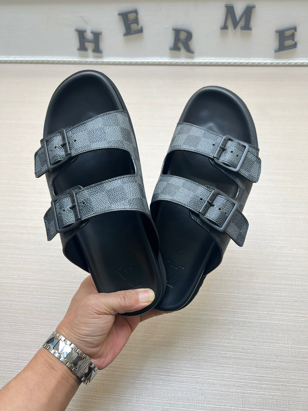 54E59Z Popular slippers