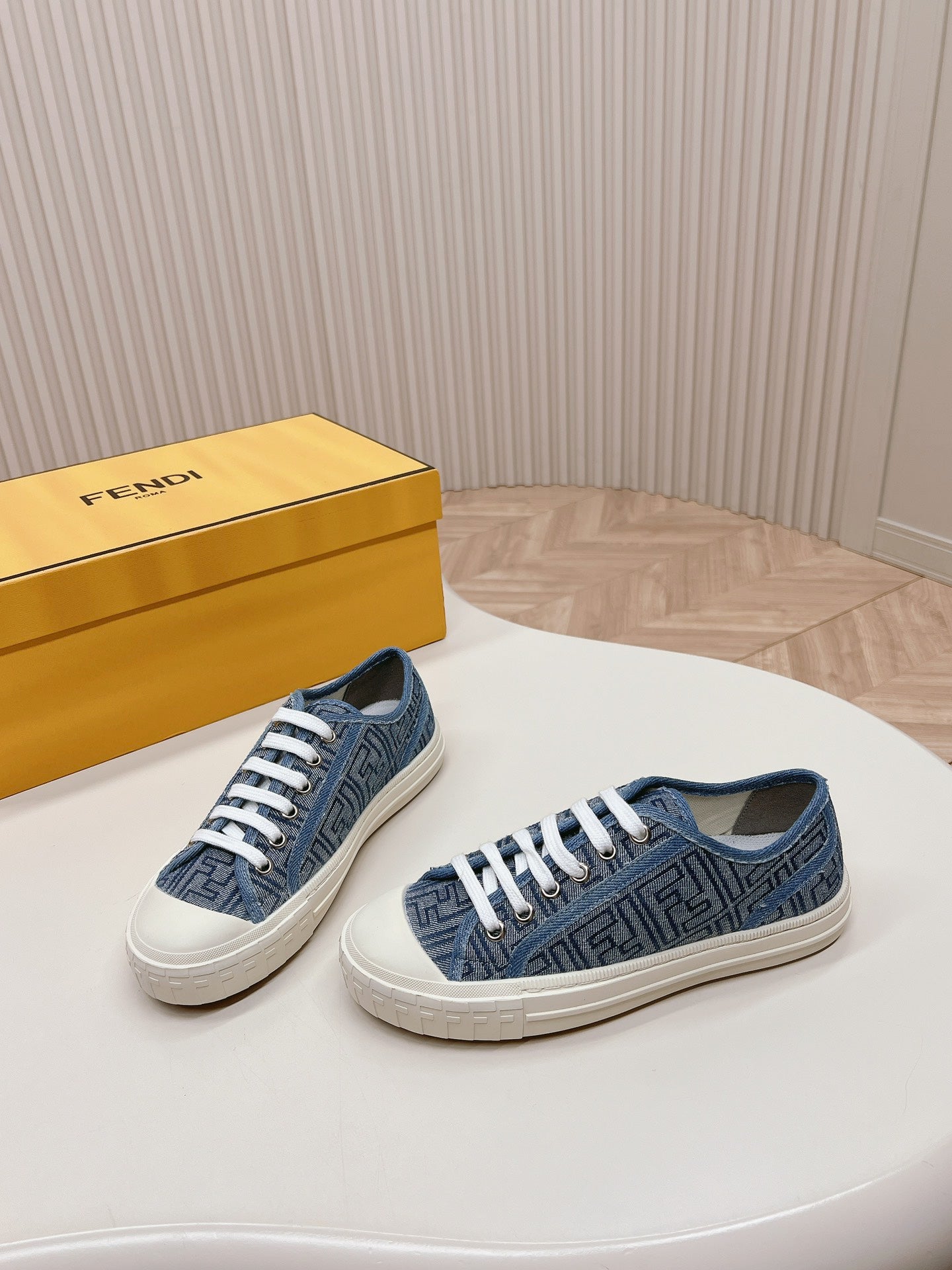 2105QF423Z Popular high-quality Shoes