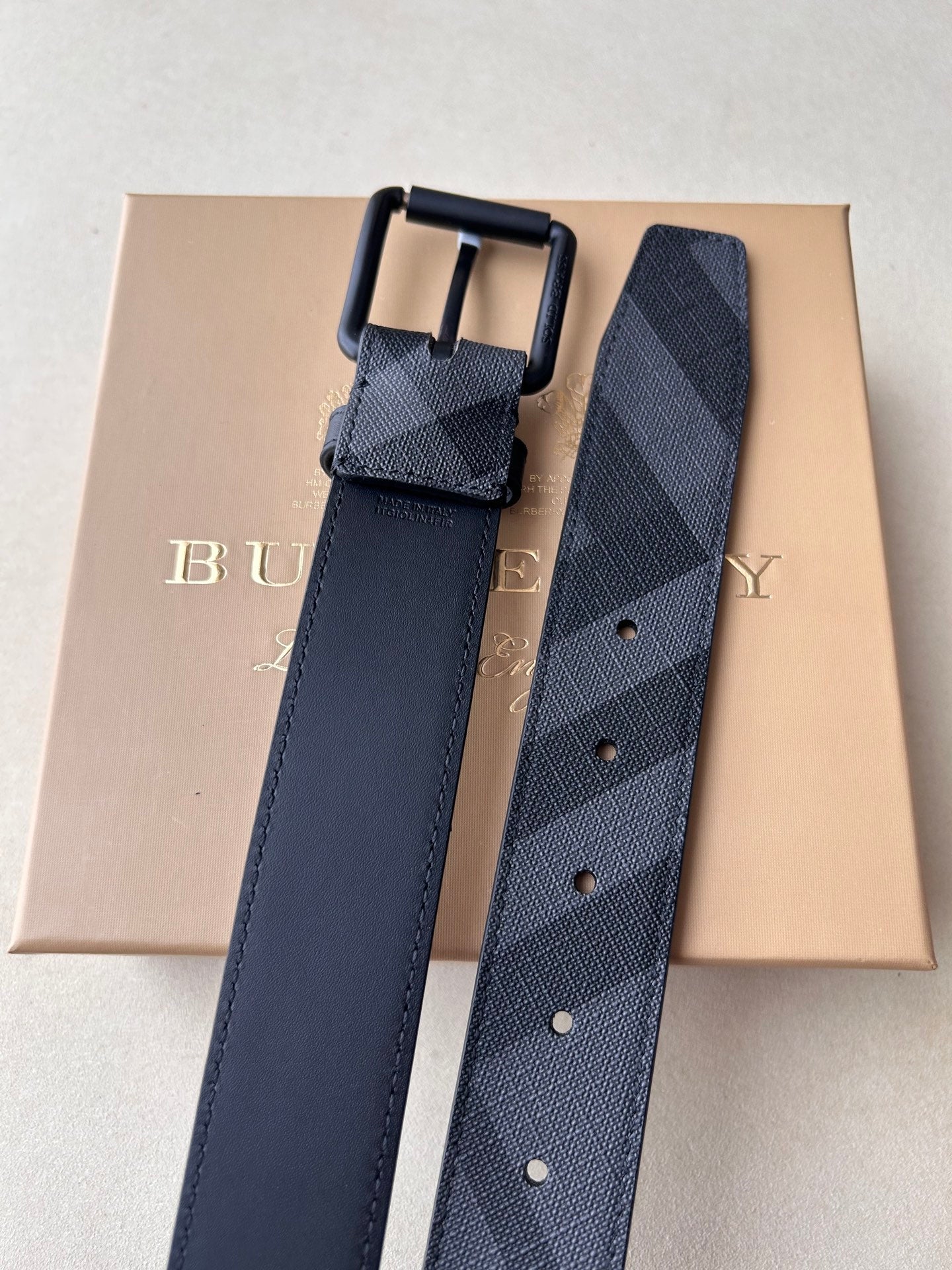 1115QR8P Popular High quality belt With full package