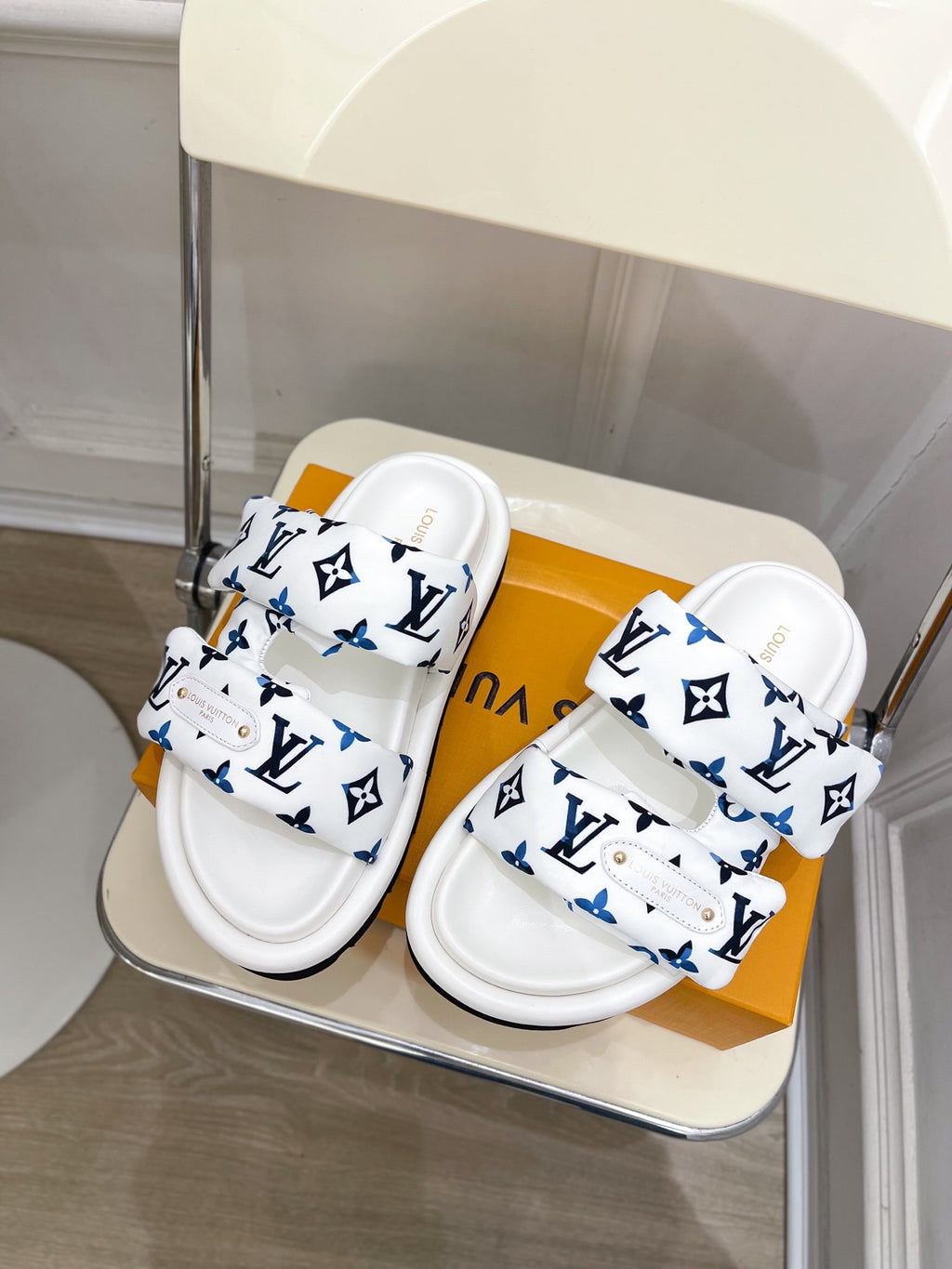 6105QE351Z Popular Shoes