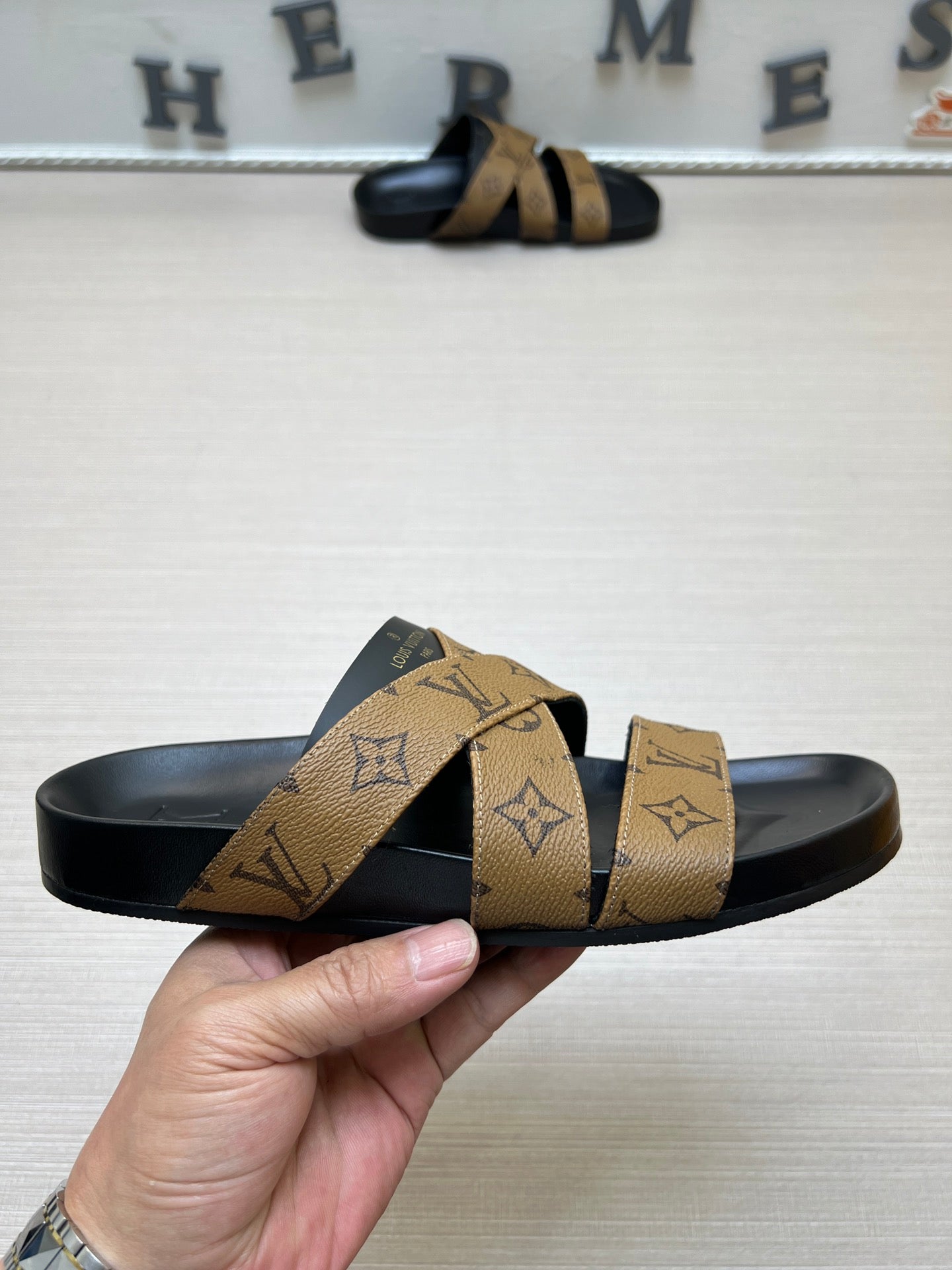54E89Z Popular slippers