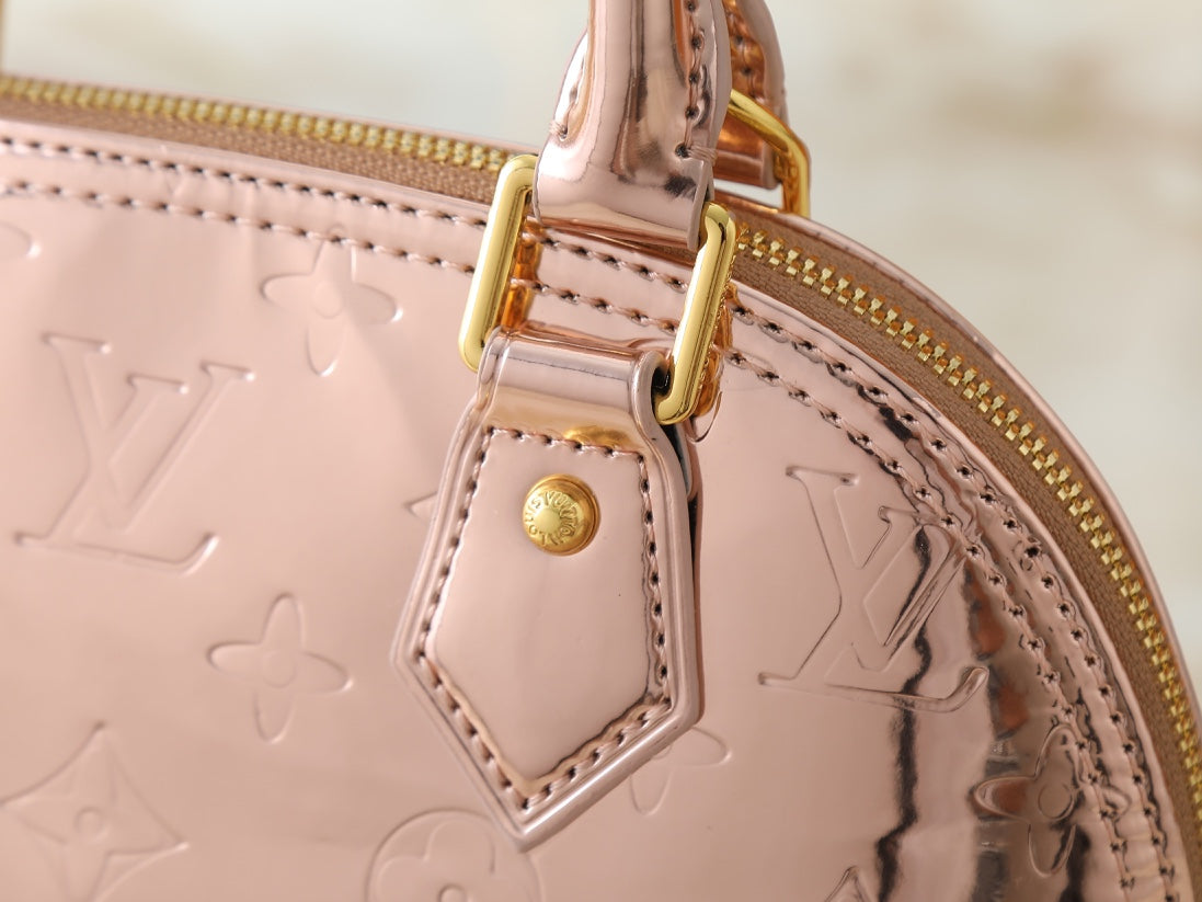 146PE96B Popular leather bag