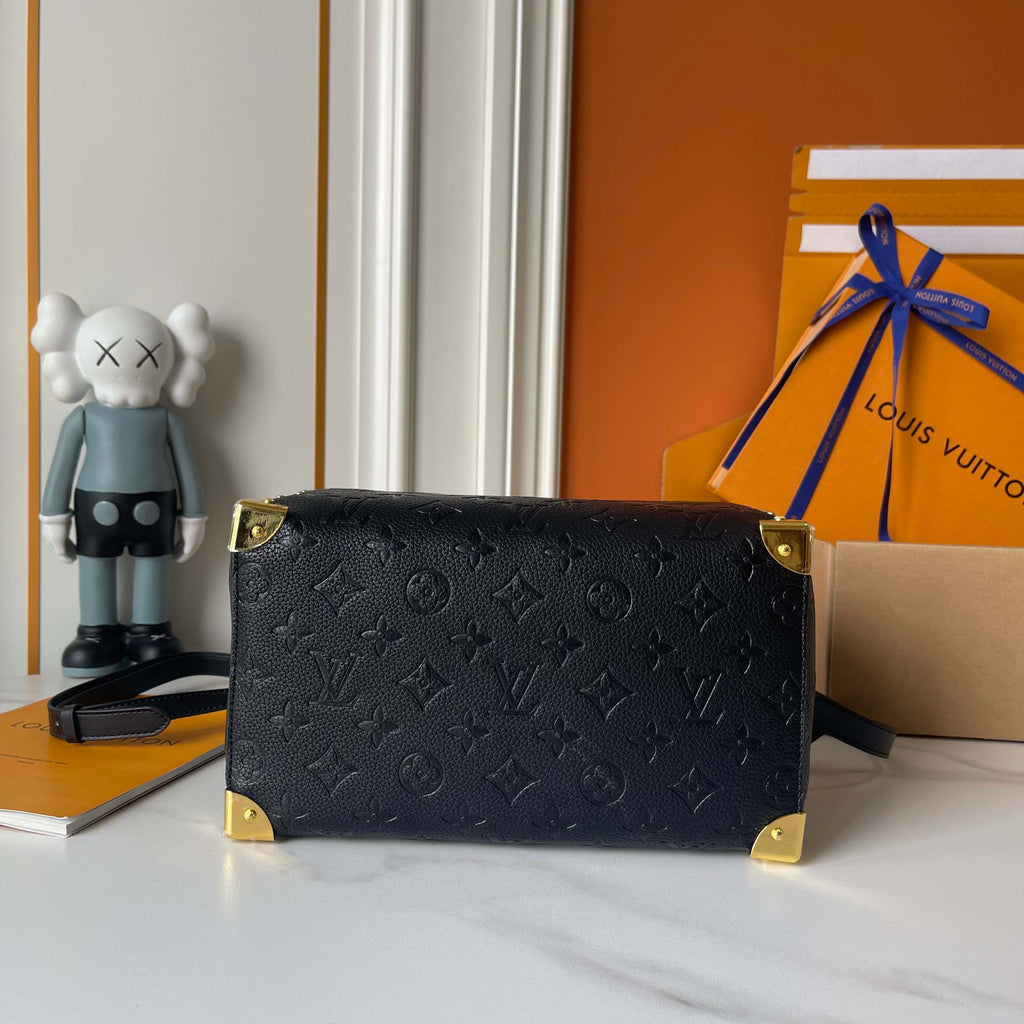 146PE77B Popular leather bag