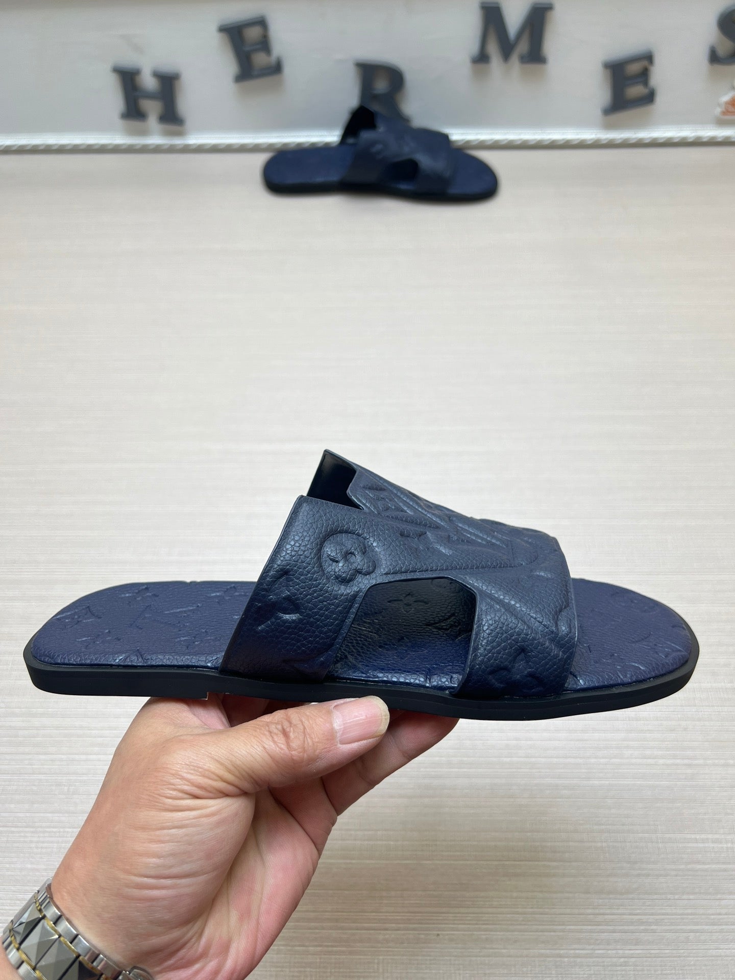54E34Z Popular slippers