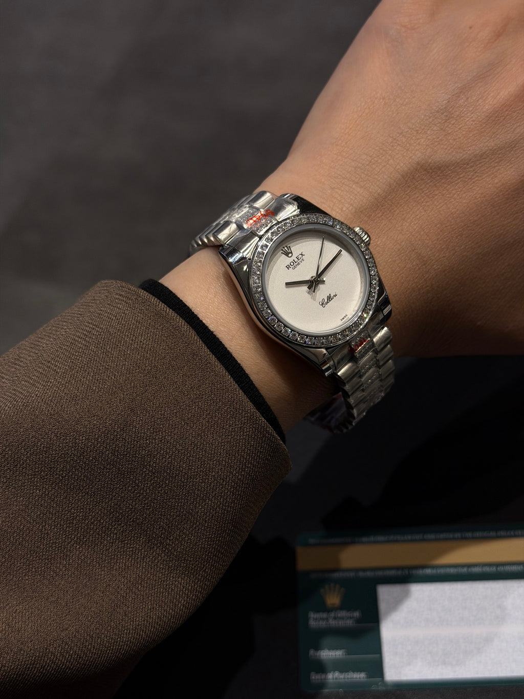 136RL24L Popular Watches