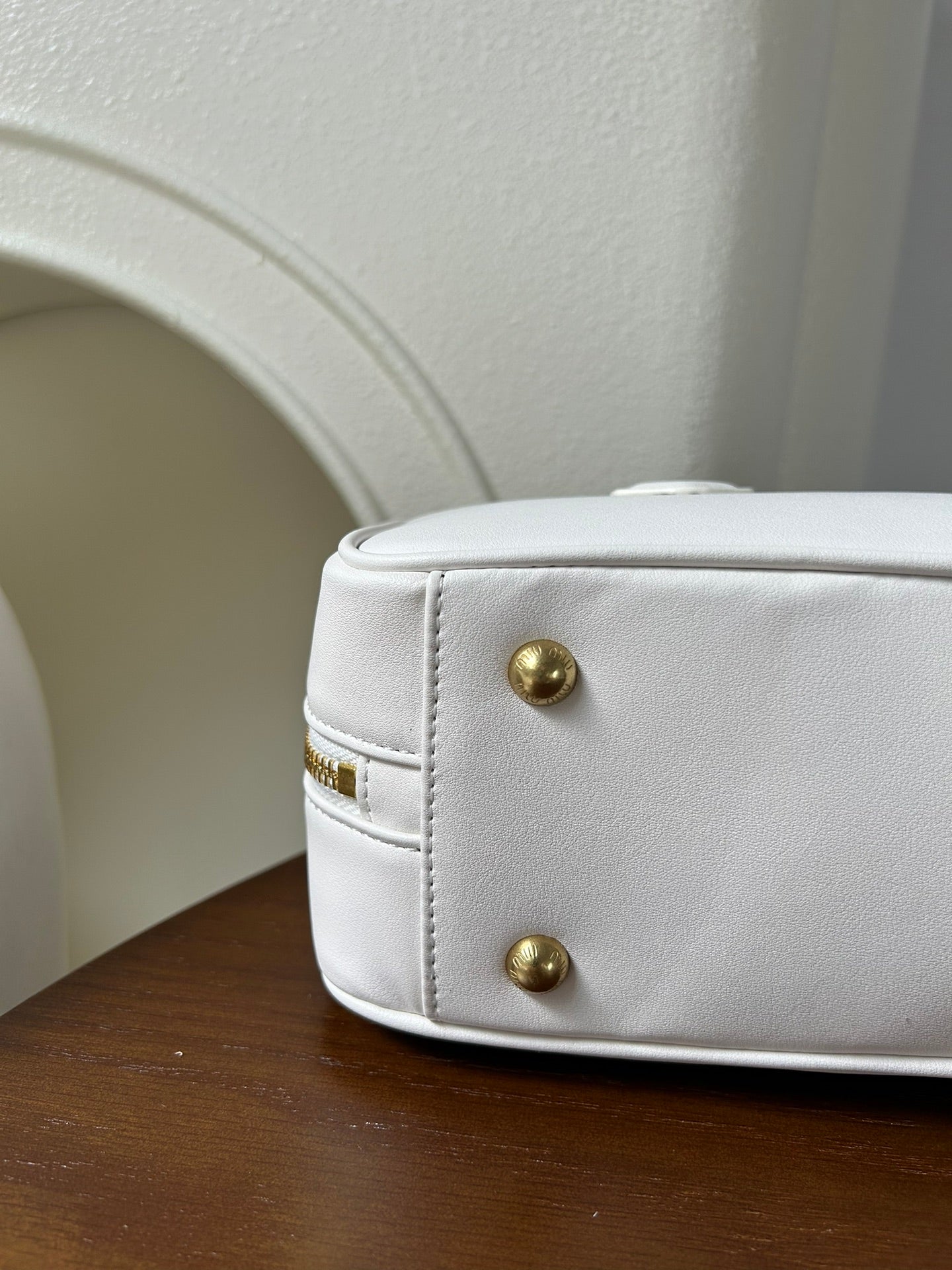 B1P46A155 Popular leather bags