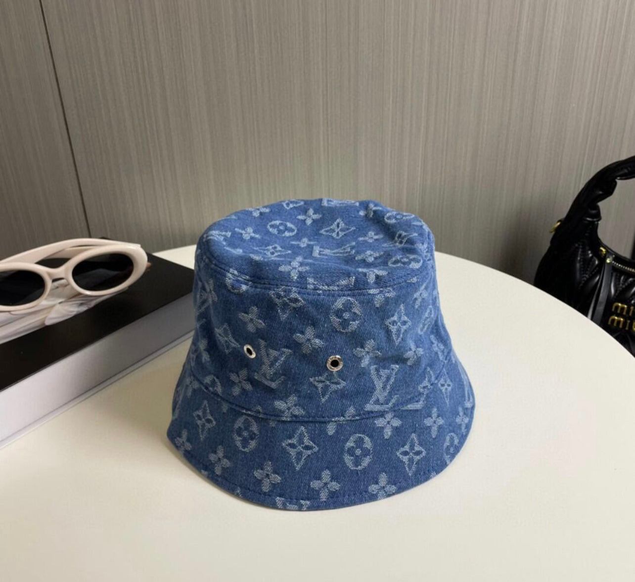 145ZE536M Popular  hats