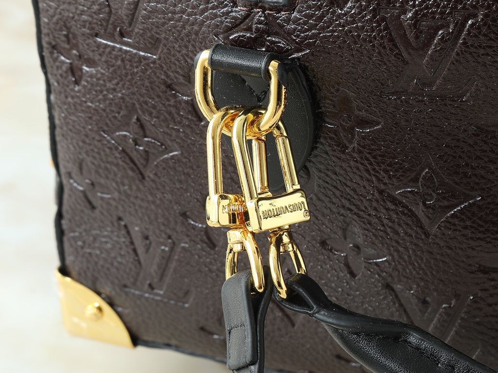 15RE52B  Popular   leather bag