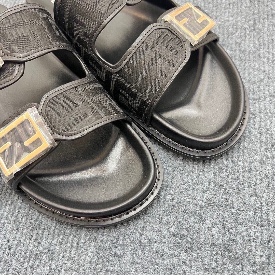 54F38Z Popular slippers