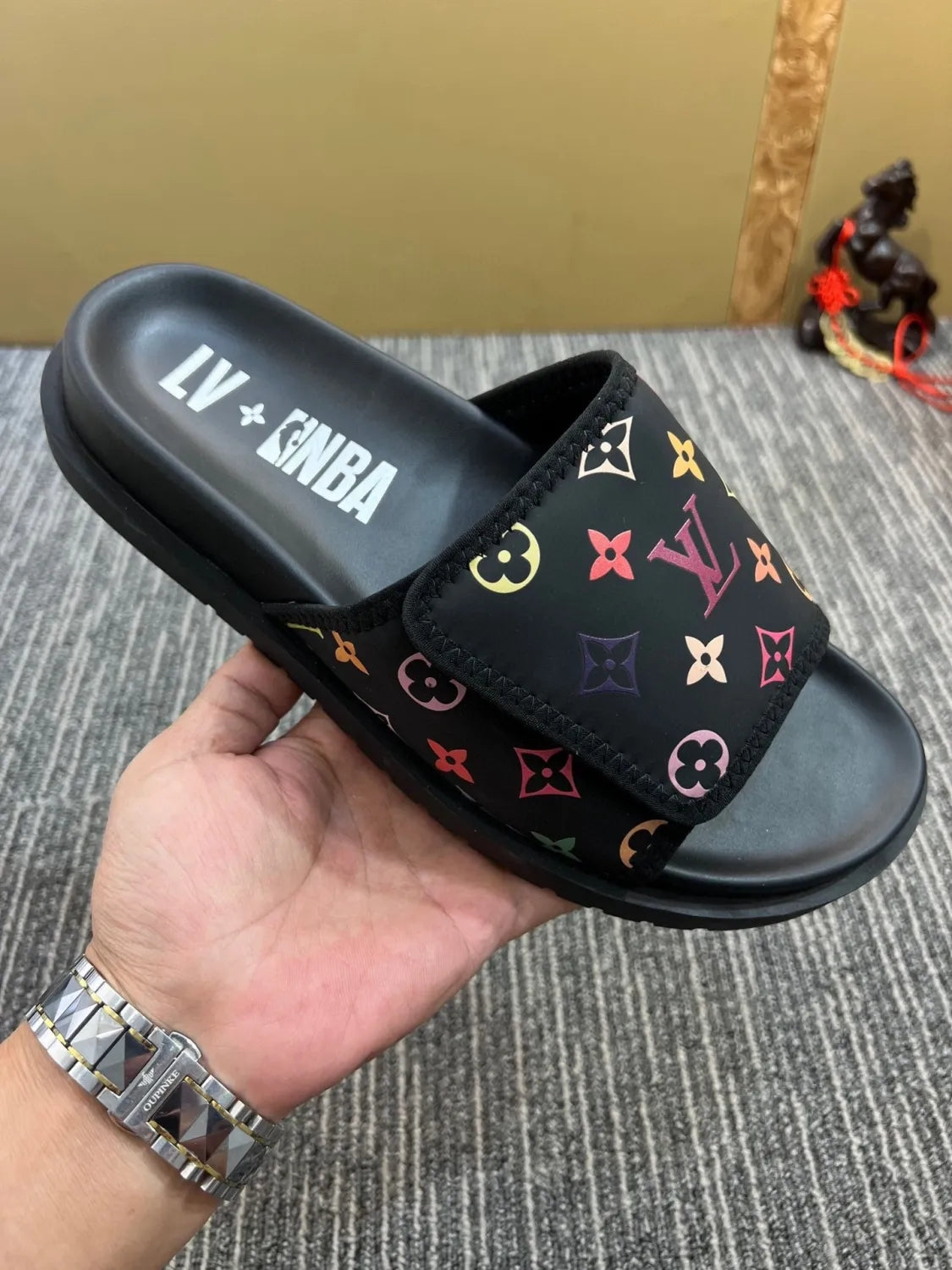 5YE47Z Popular Slippers