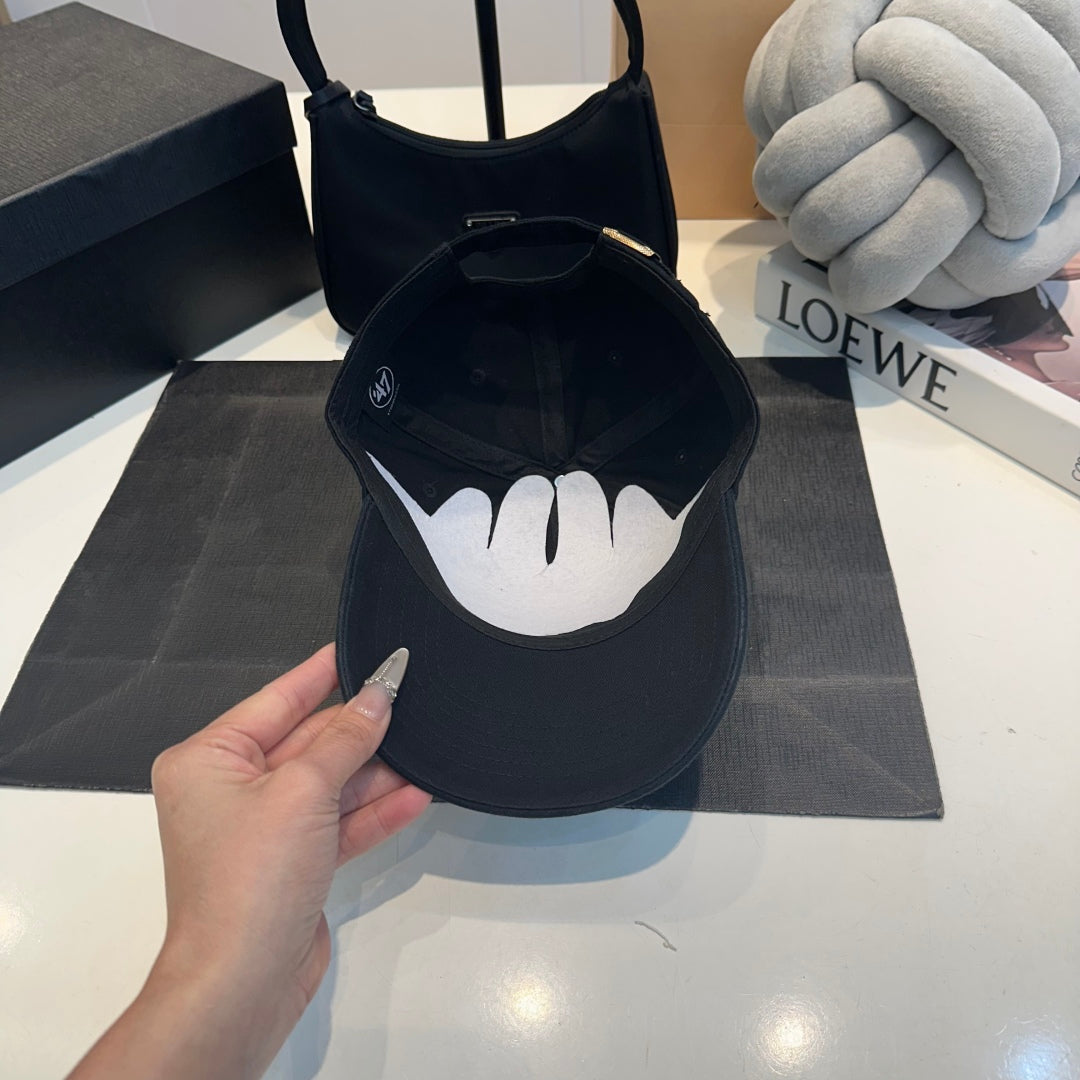 145A579M Popular hats