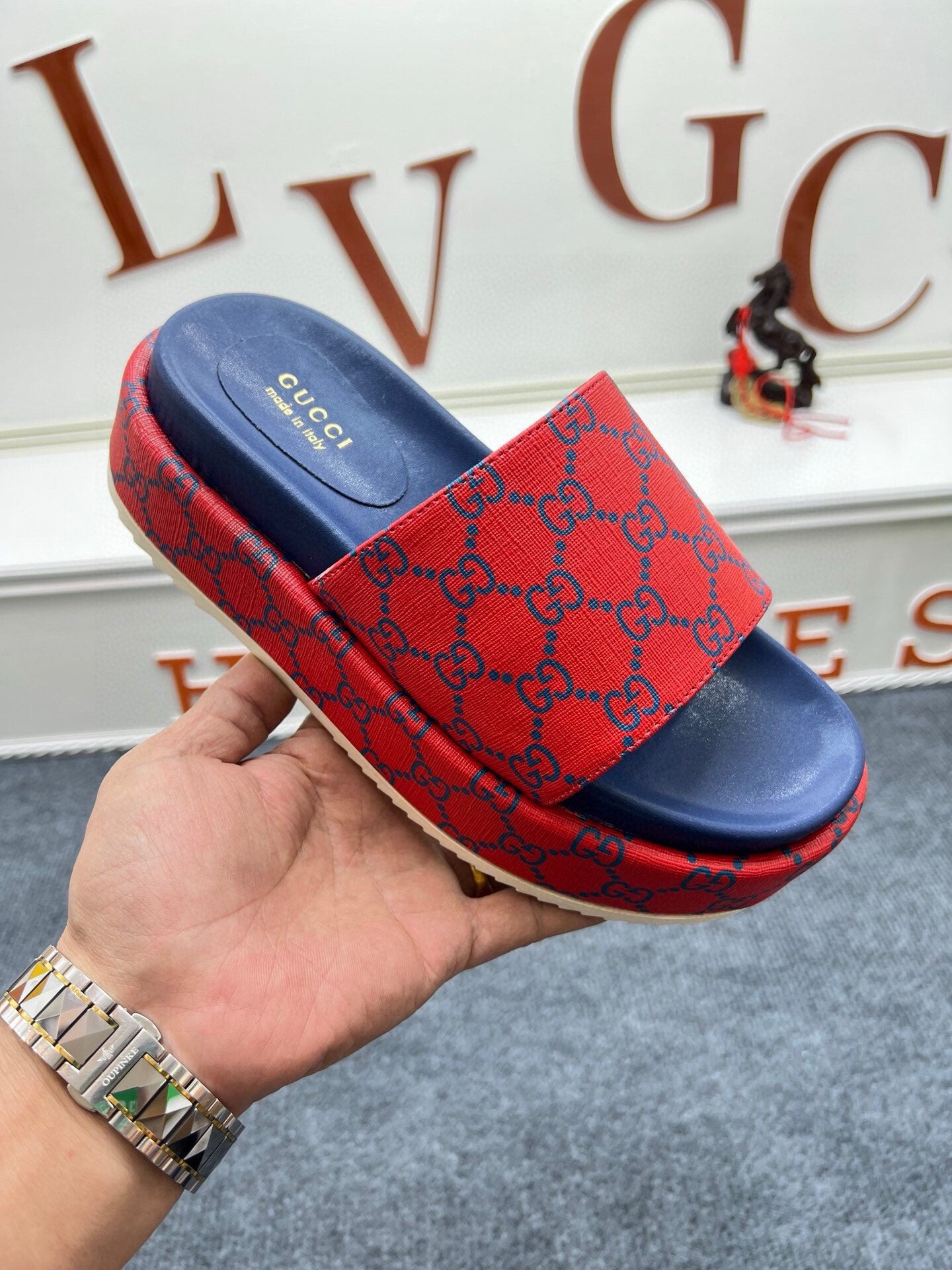 54B122Z Popular slippers  Sole thickness 5.5cm