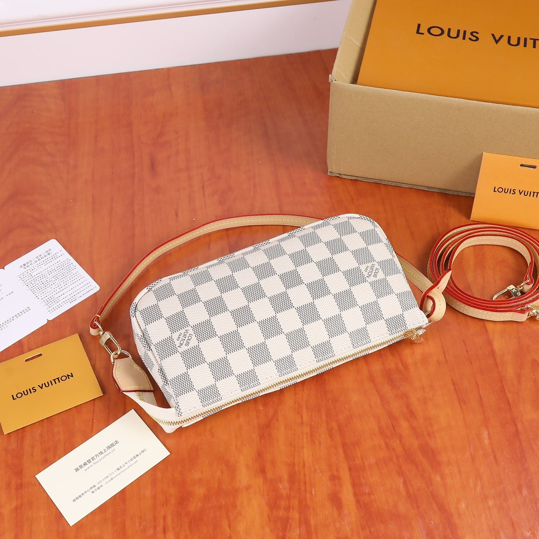 XE17B Popular  leather bag 