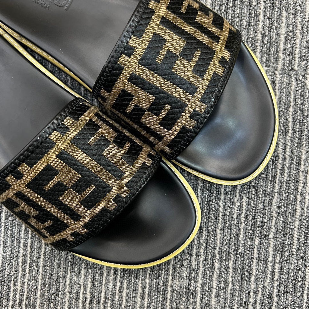 5XF105Z Popular Slippers