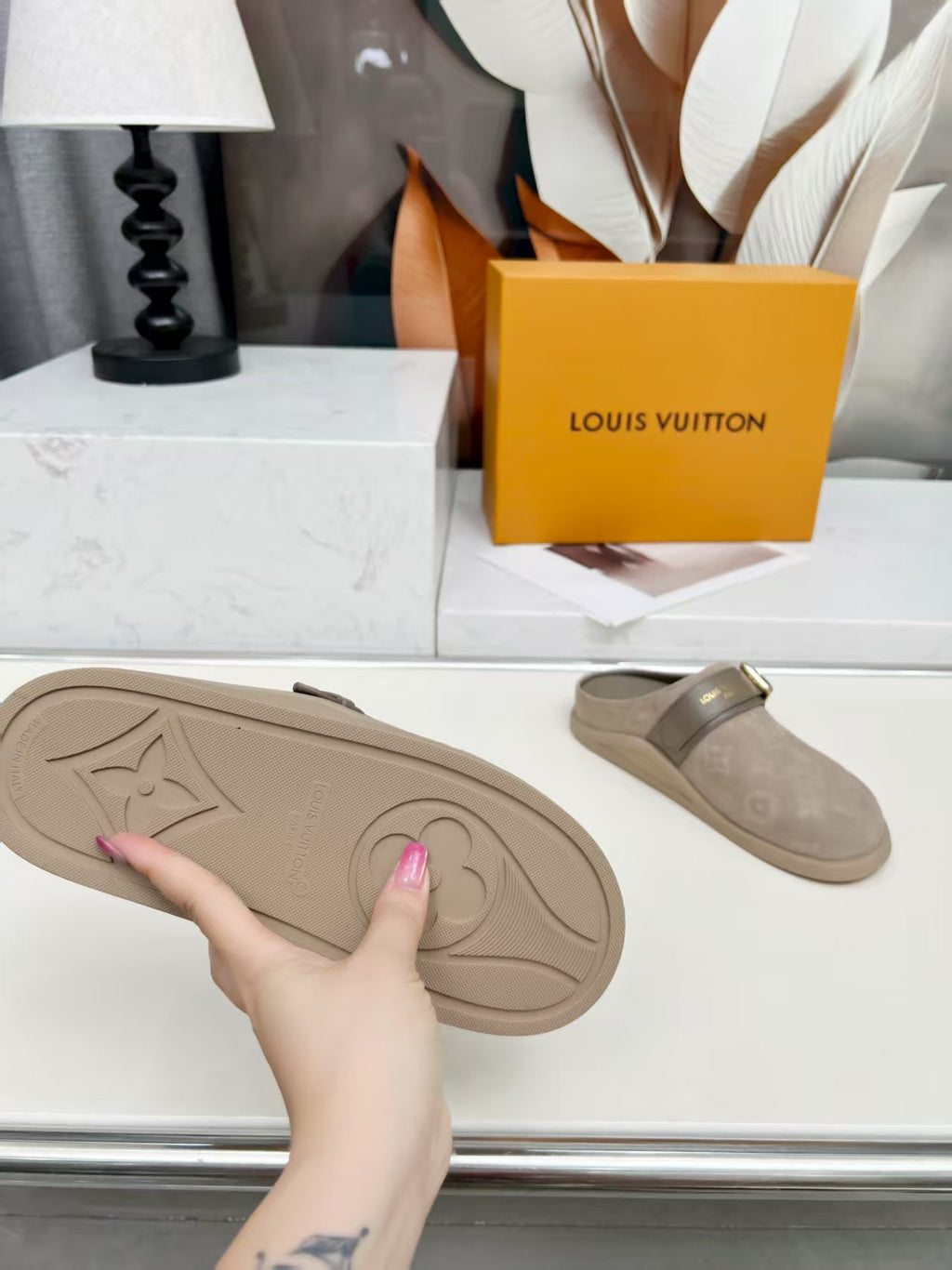 2105QE255Z Popular high-quality Shoes
