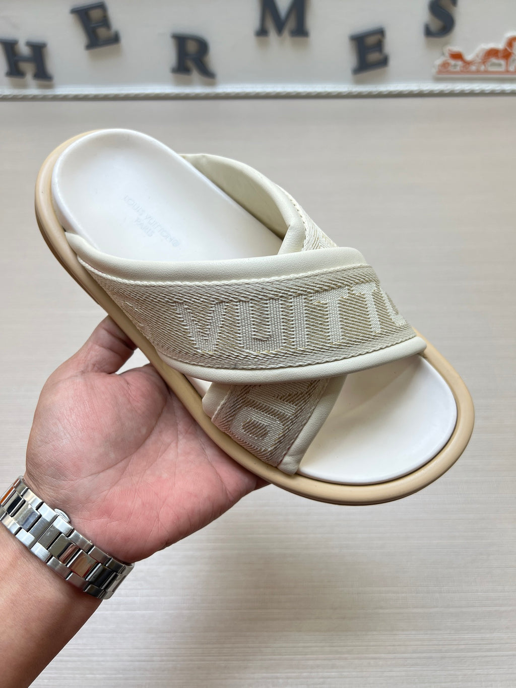 535ZE271Z Popular Slippers