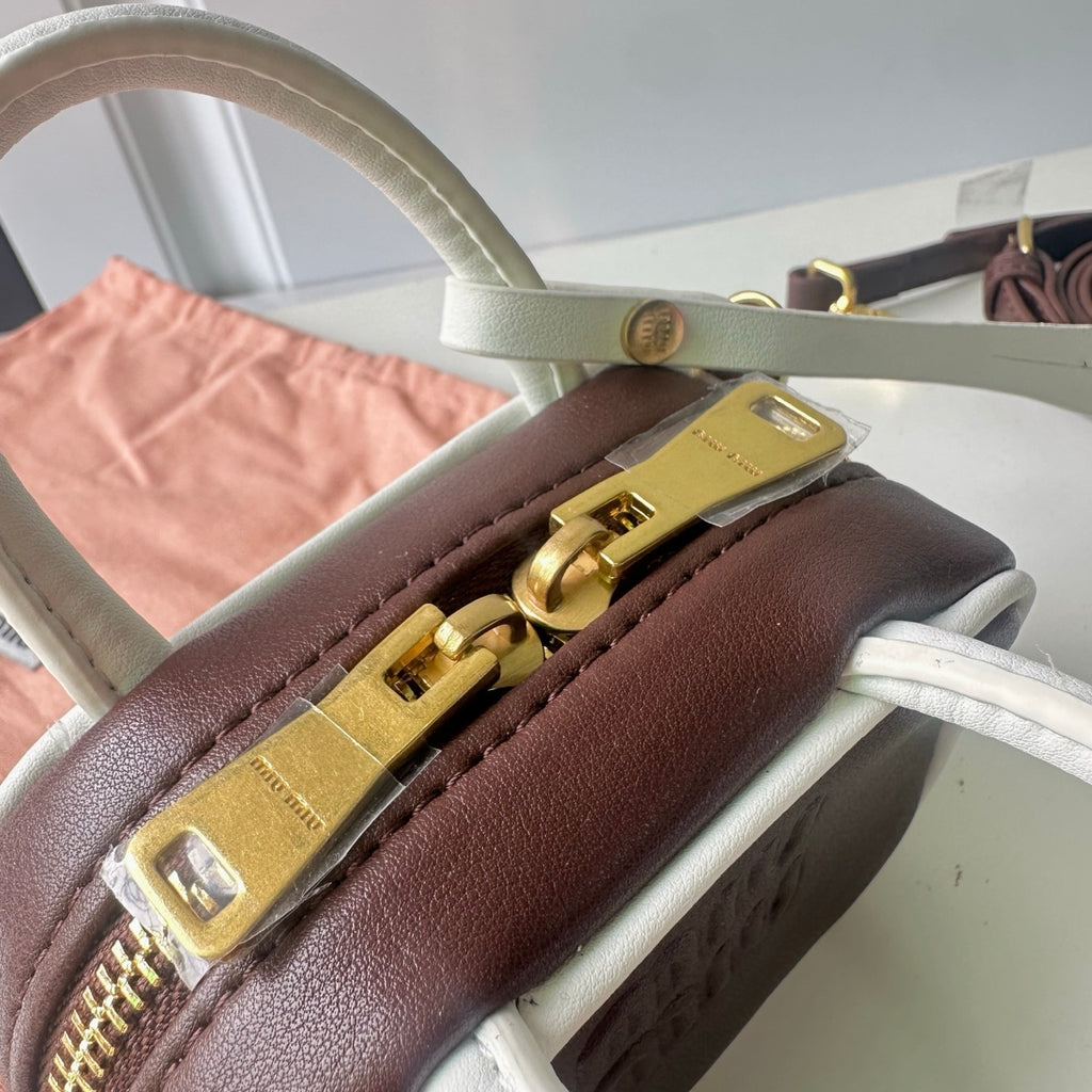 146PA164B Popular leather bags