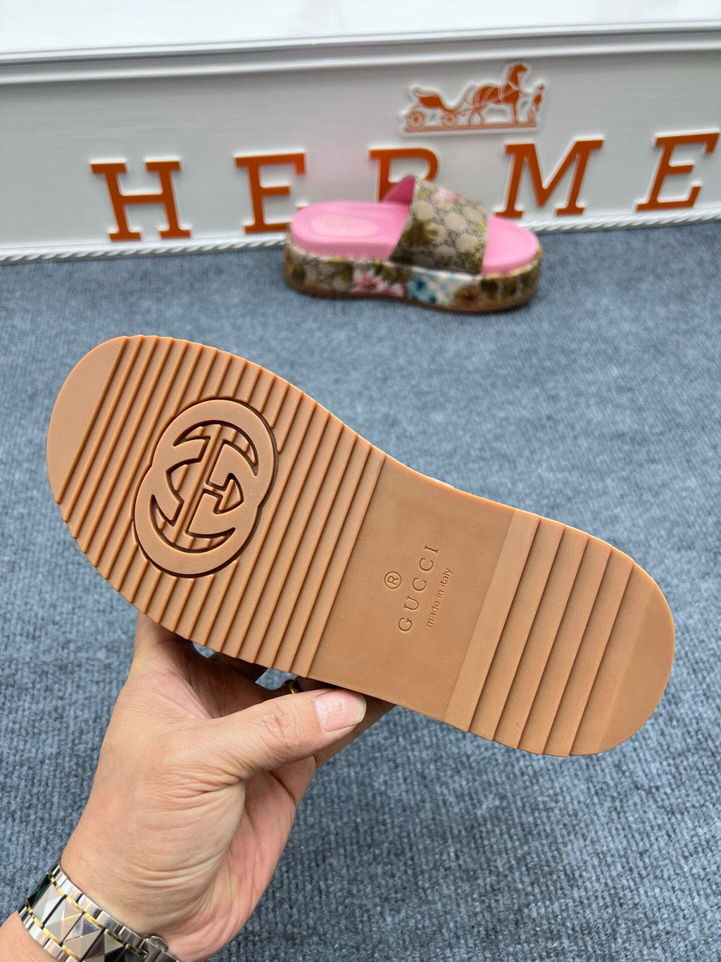 54B122Z Popular slippers  Sole thickness 5.5cm