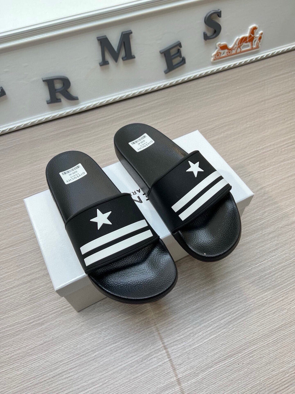 535ZGV263Z Popular Slippers