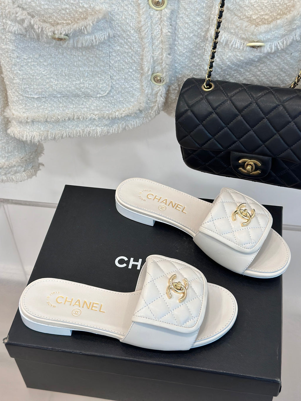 1ZC245Z Popular Slippers