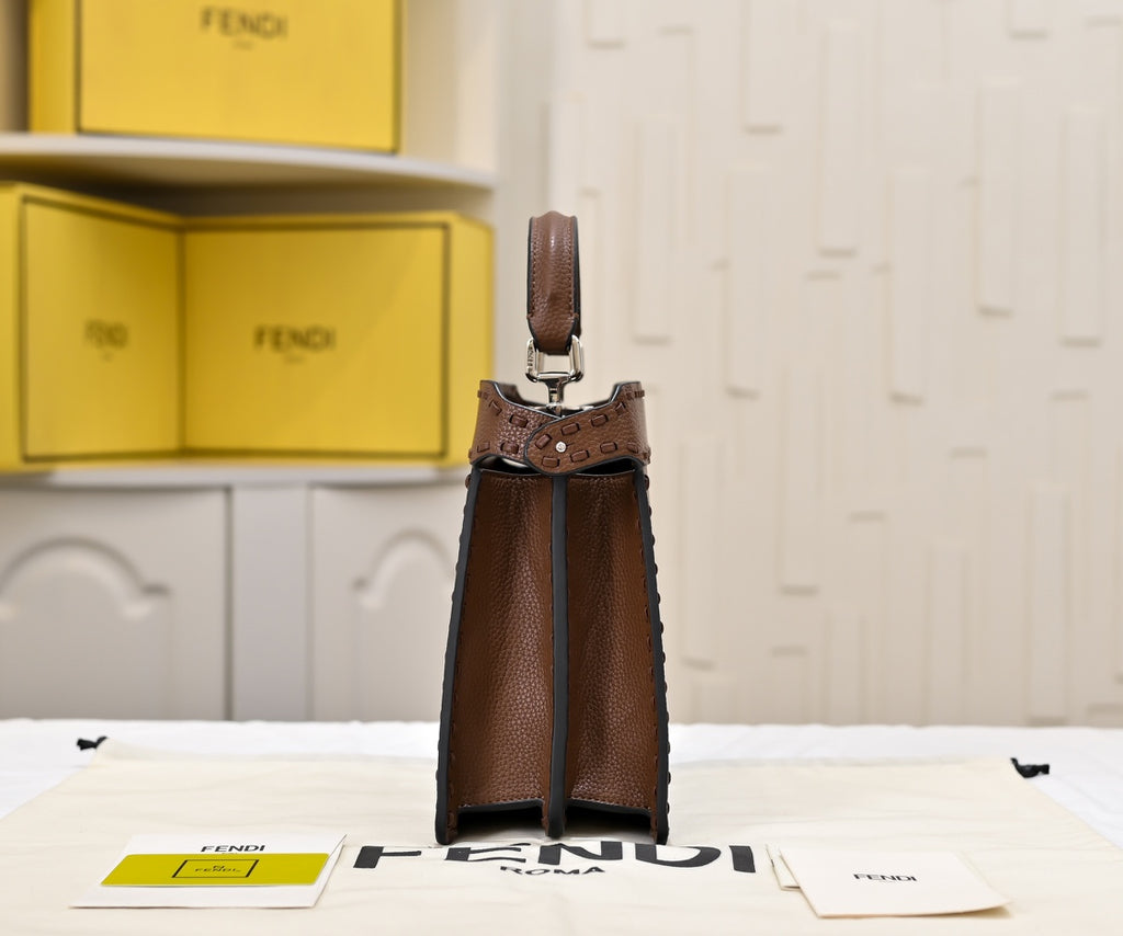 15RF136B Popular leather bag