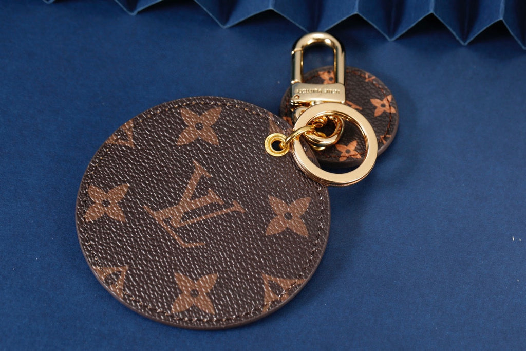 35QE7A Popular bag 's charms accessories